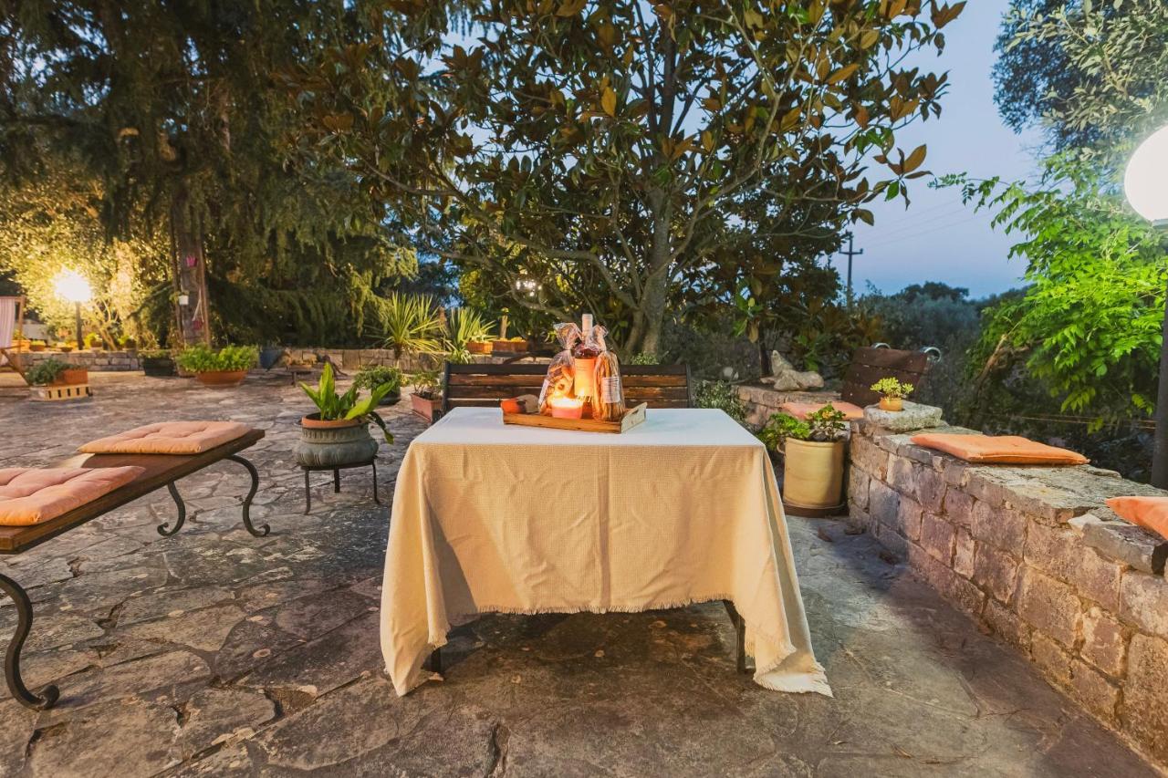 Trulli Country House Carla'S Secret Castellana Grotte Esterno foto